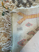 Load image into Gallery viewer, 3005 Morrocco Berber boucherouite type/ tribal style with Abstract Tribal Folk Art Motif with Loose central column