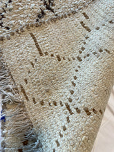 Load image into Gallery viewer, 3006 Morocco/ Middle Atlas/ Ben Ourain Style with Diamond Lattice Pattern