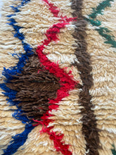 Load image into Gallery viewer, 3048 Moroccan Berber/ Beni Ourain Style  with Diamond Lattice/ with zigzag lines