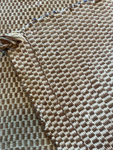 Load image into Gallery viewer, 3058 Morocco Middle Atlas/ Berber flatweave Kilim style with All-over micro-diamon lattice in upper section/ dense checker/basket=weave patter lower section.