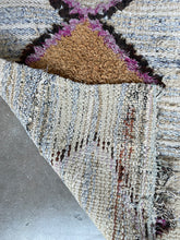 Load image into Gallery viewer, 3101 Morocco Berber Tribal/Middle Atlas/  Boucherouite style with Large Diamond Medallions