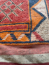 Load image into Gallery viewer, 3126 Morocco/ Oued Zem Region with Panel Compartment Layout/ Large Stepped Central Medallion/ Diamond Motif/ Cross and Lattic Motifs/ Horizontal Striped End Bands