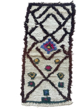 Load image into Gallery viewer, 3129 Morocco/ High Atlas/ Azilal Province  with Large Connected Diamonds/ Central Stepped Diamond Medallion/ Floating Rosettes