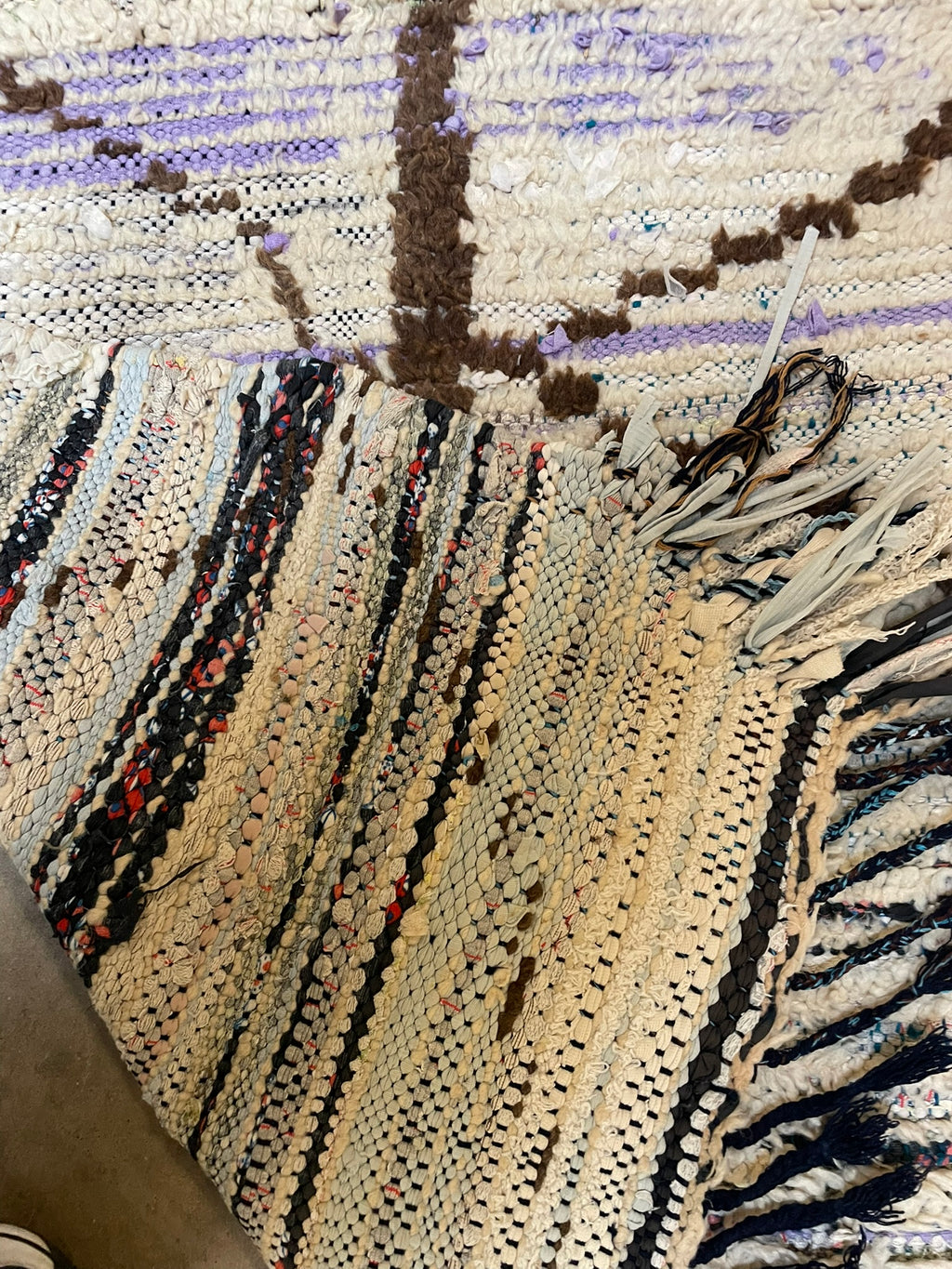 3140 Morocco / Middle Atlas / Beni Ourain / Ivory / Dark Brown