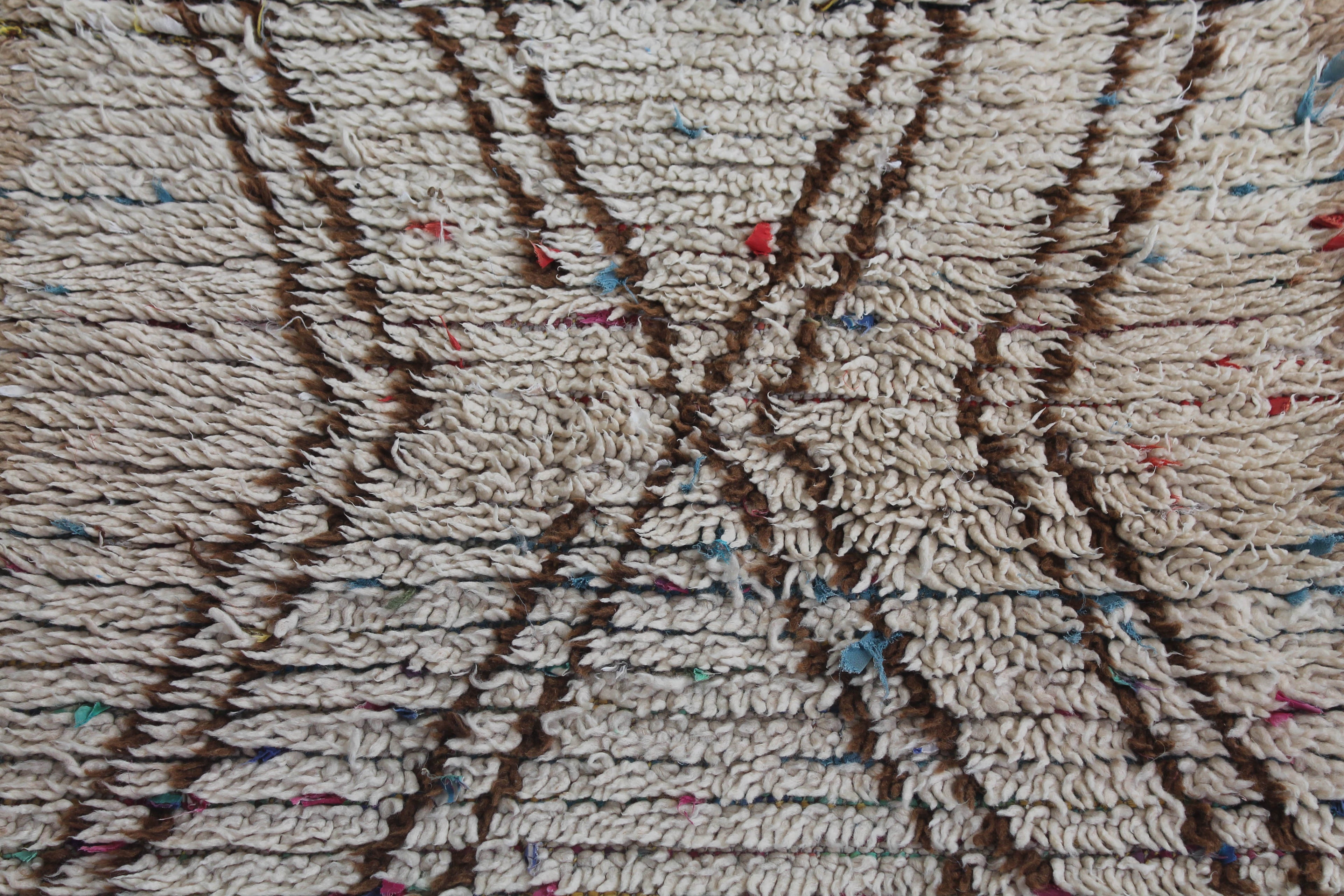 1012 Moulouya with Taupe/Brown Zig-zag Pattern