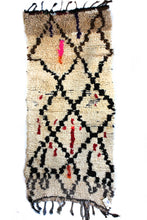 Load image into Gallery viewer, 1024 Moulouya with cream black/brown diamonds and red/pink spots Pattern