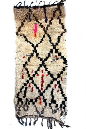 1024 Moulouya with cream black/brown diamonds and red/pink spots Pattern