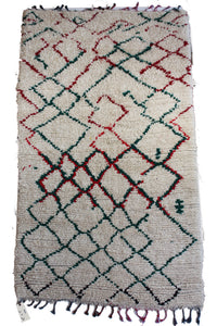 1026 HighAtlas with cream red/green diamonds Pattern