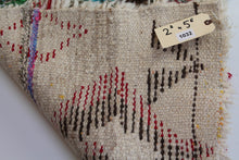 Load image into Gallery viewer, 1032 Moulouya with tan w red and brown diamonds and multi-color spots Pattern