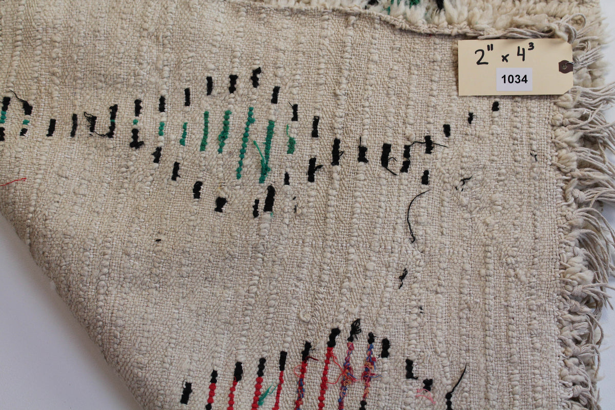 1034 HighAtlas with cream w black/red/green diamonds Pattern (P5)