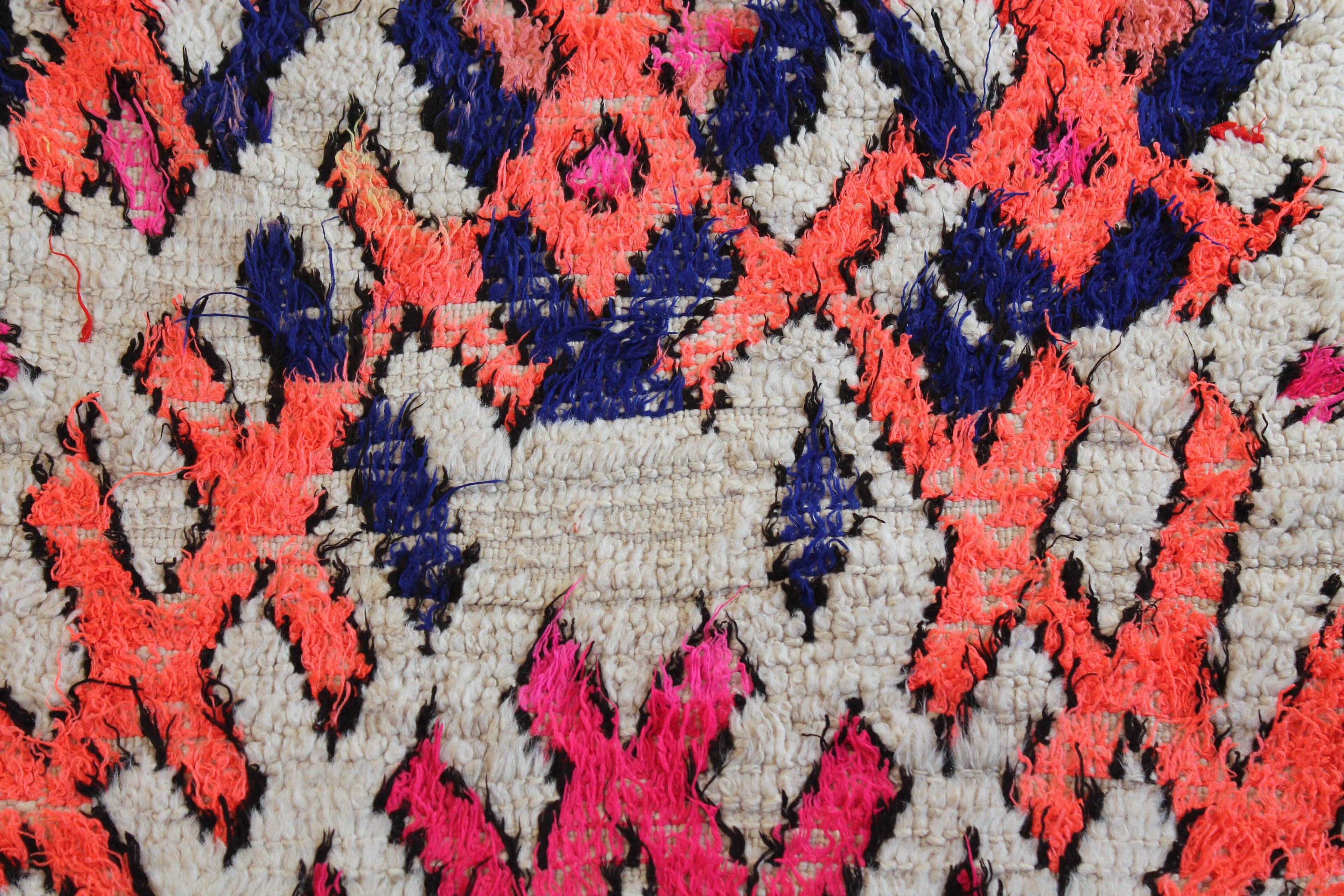 1067 HighAtlas with Taupe/Orange/Fusia/Blue Crossed X's Pattern