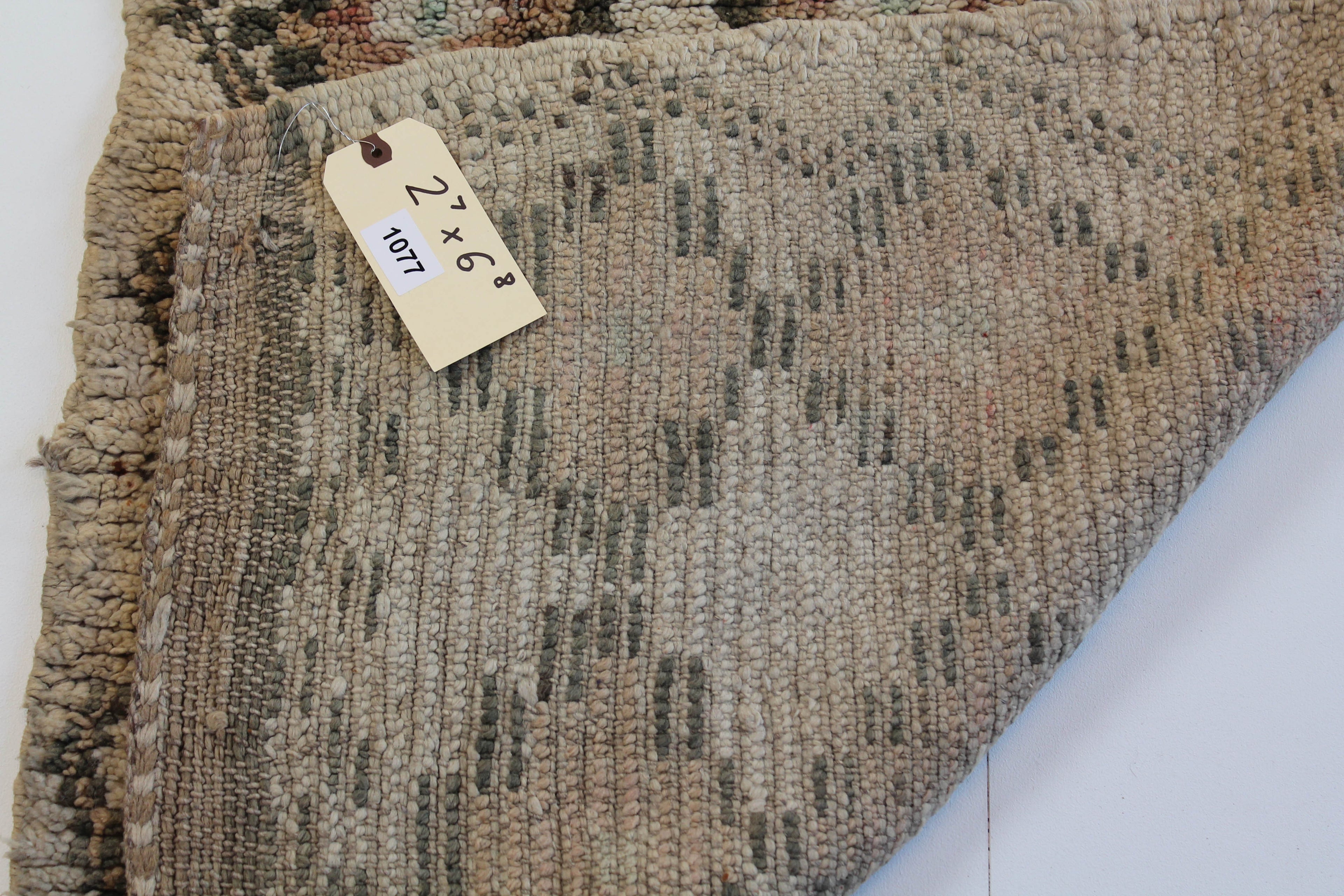 1077 Moulouya with Taupe/OliveGreen/Brown Diamonds Pattern