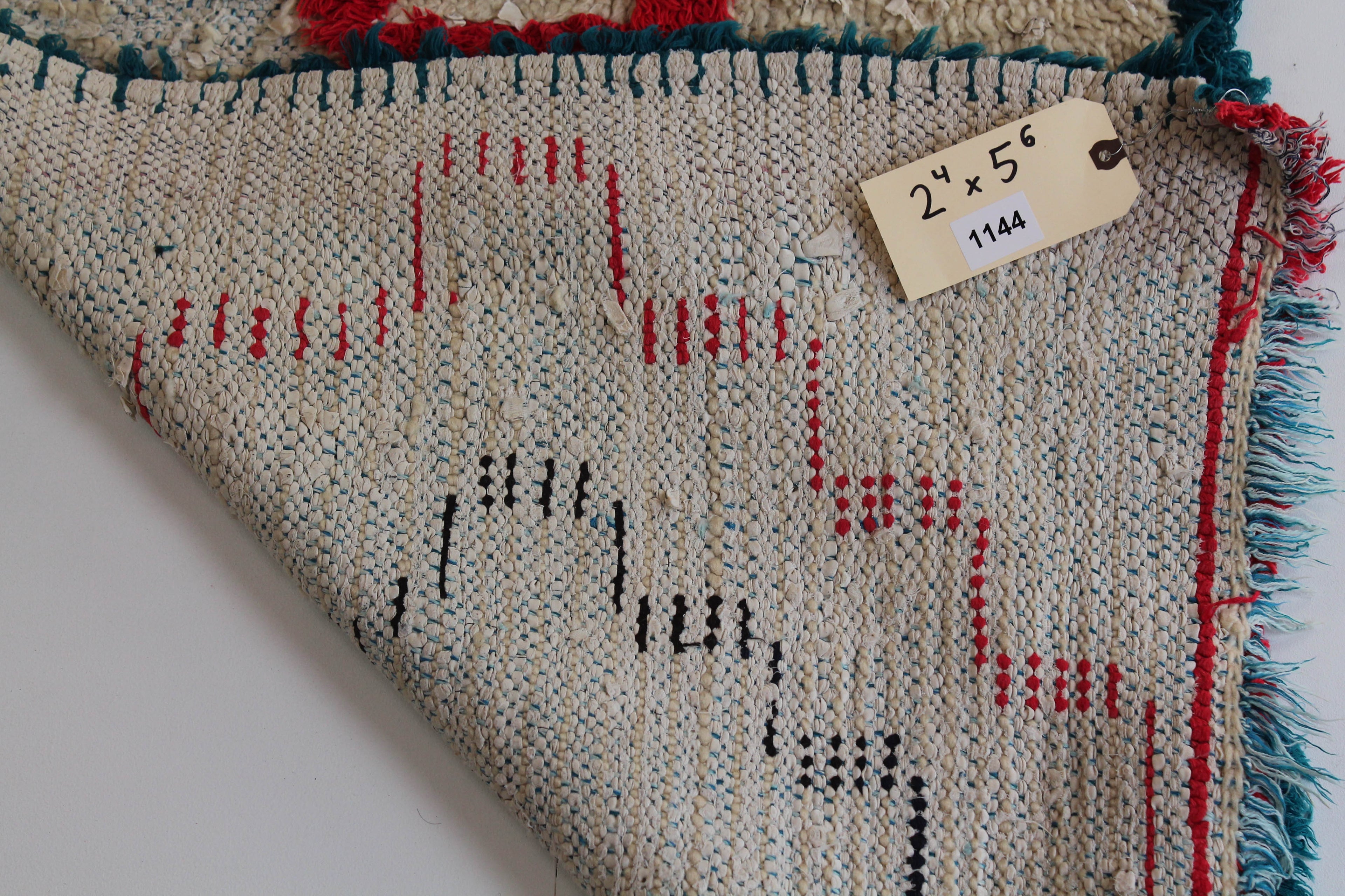 1144 Open East with Taupe/Red/Black/Blue-Green Square-Like Pattern Pattern (P8)