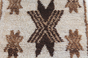 1250 Moulouya with Taupe/Brown Stars Pattern