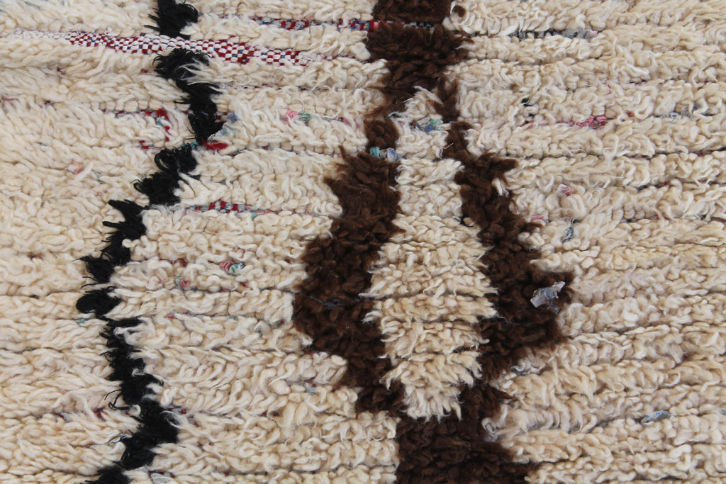 1284 Open East with Taupe/Black/Brown Diamonds and Zig-Zags Pattern