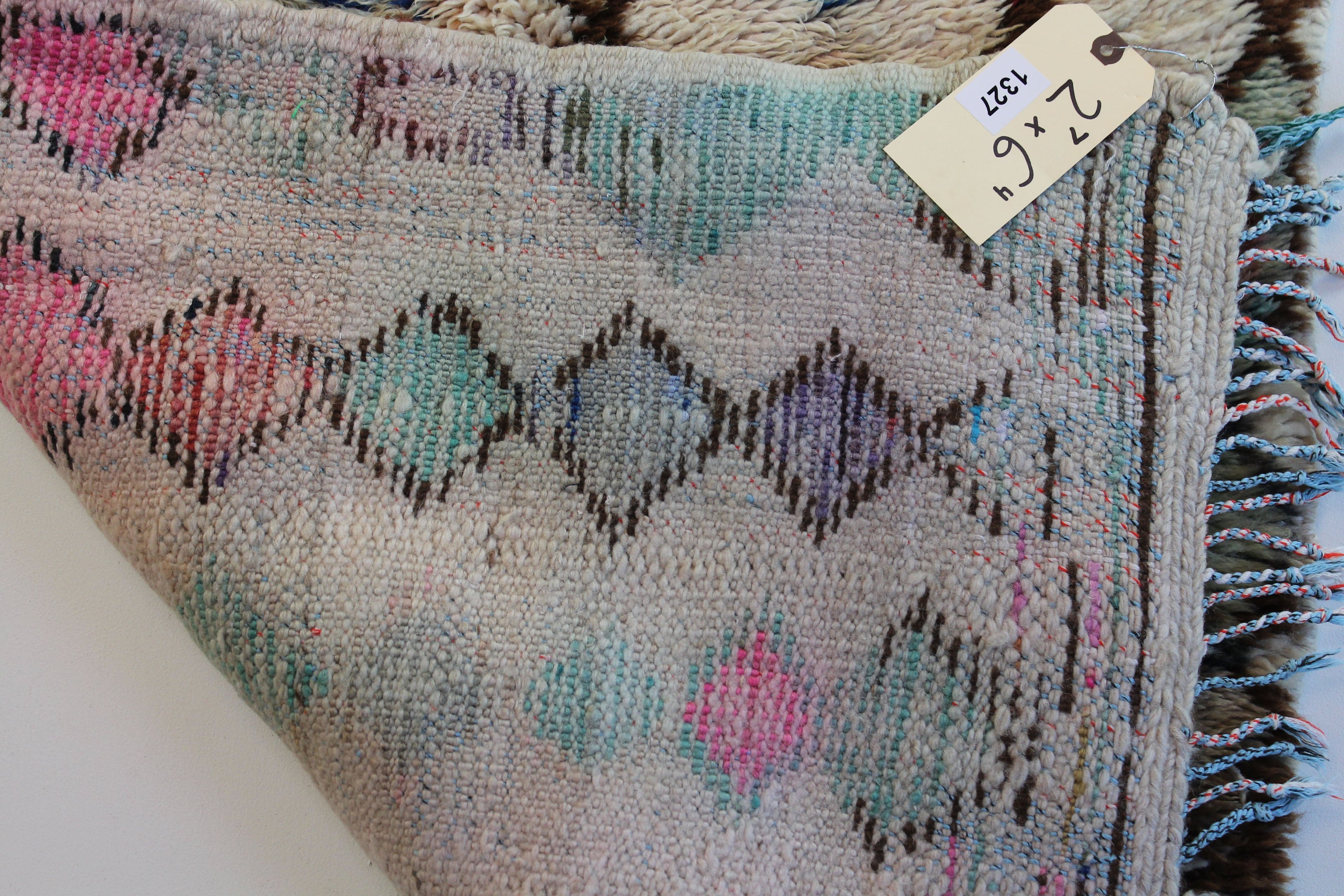 1327 Open East with Taupe/Brown/Blue/Pink Diamonds Pattern