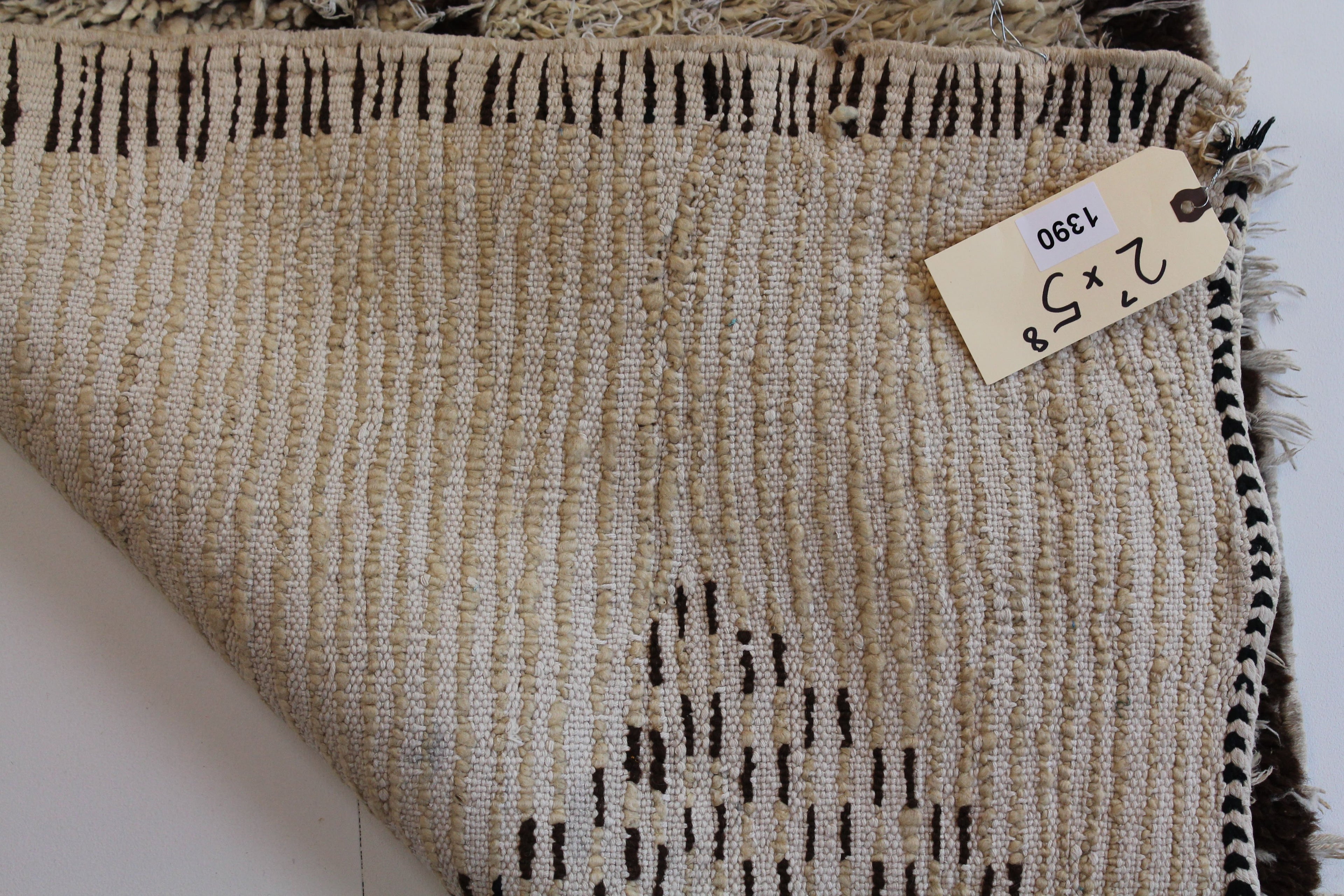 1390 Moulouya with Taupe/Brown Checkered Diamonds Pattern