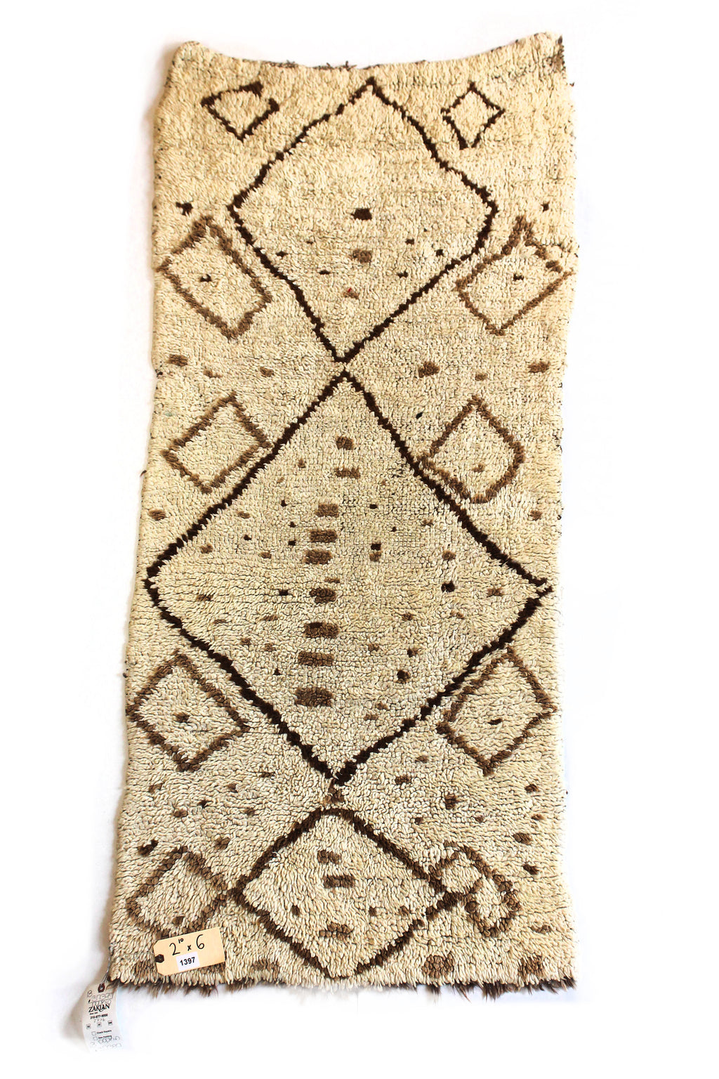 1397 Moulouya with Taupe/Brown Diamonds Pattern