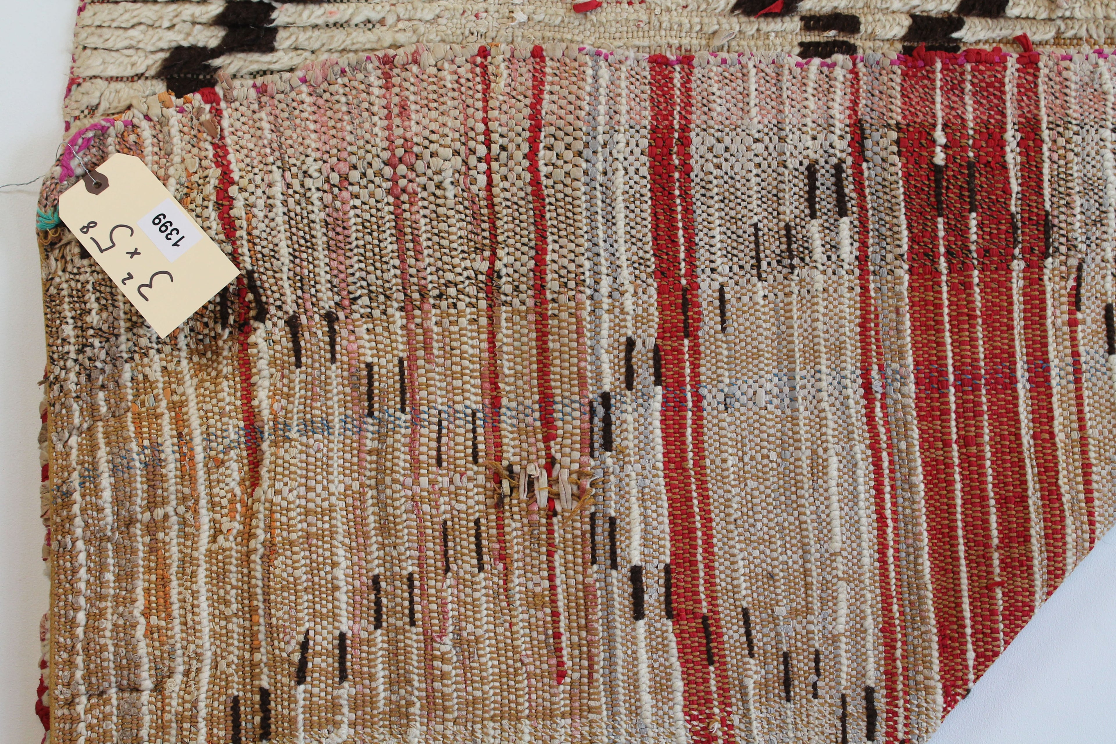 1399 Moulouya with Taupe/Brown/Red Diamonds Pattern