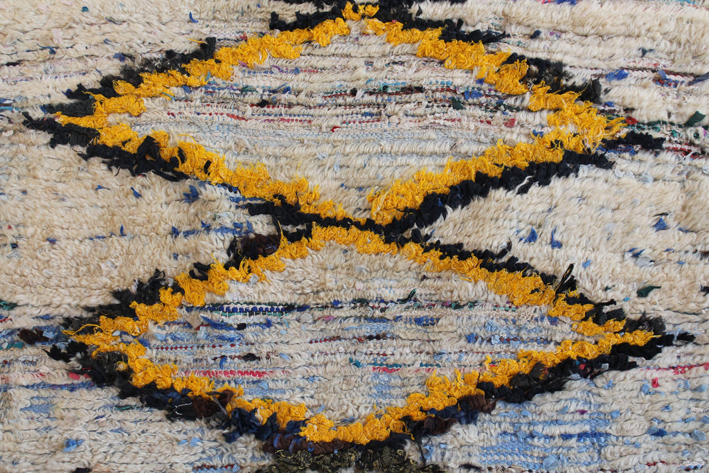 1400 Open East with Taupe/Yellow/Black/Red/Blue Diamonds Pattern