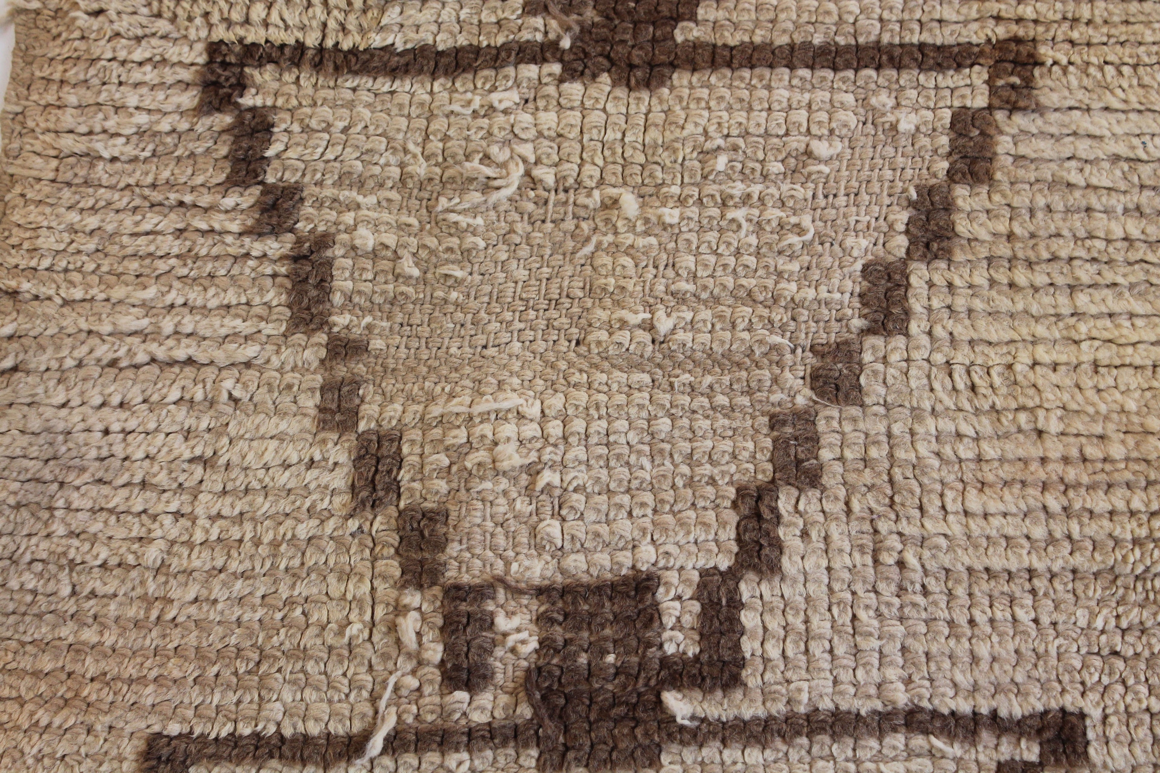 1412 HighAtlas with Taupe/Brown Triangles Pattern