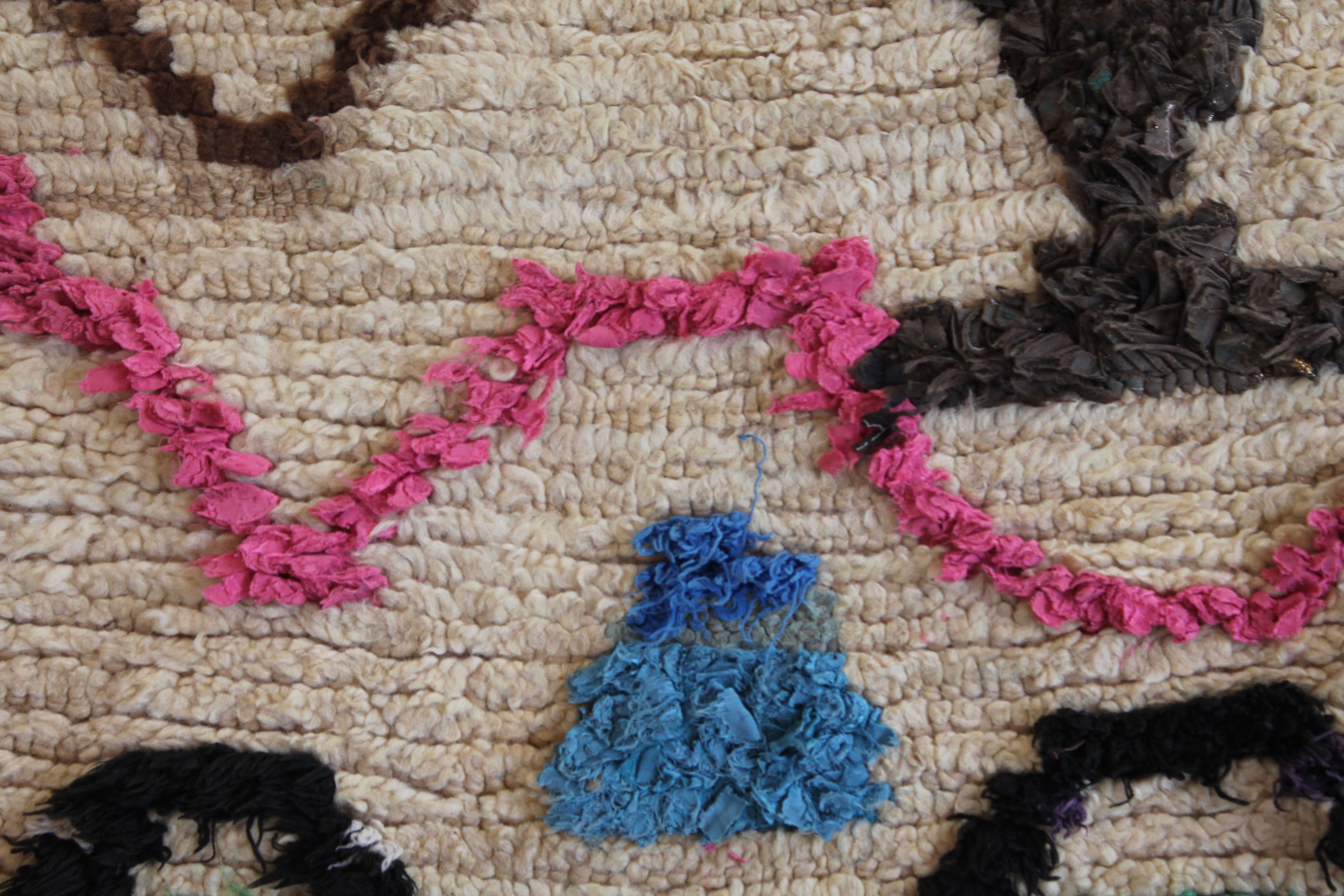 1413 HighAtlas with Taupe/Black/Pink/Blue/Green Diamonds and Other Patterns Pattern
