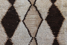 Load image into Gallery viewer, 1424 Moulouya with Taupe/Brown/Tan Diamonds Pattern