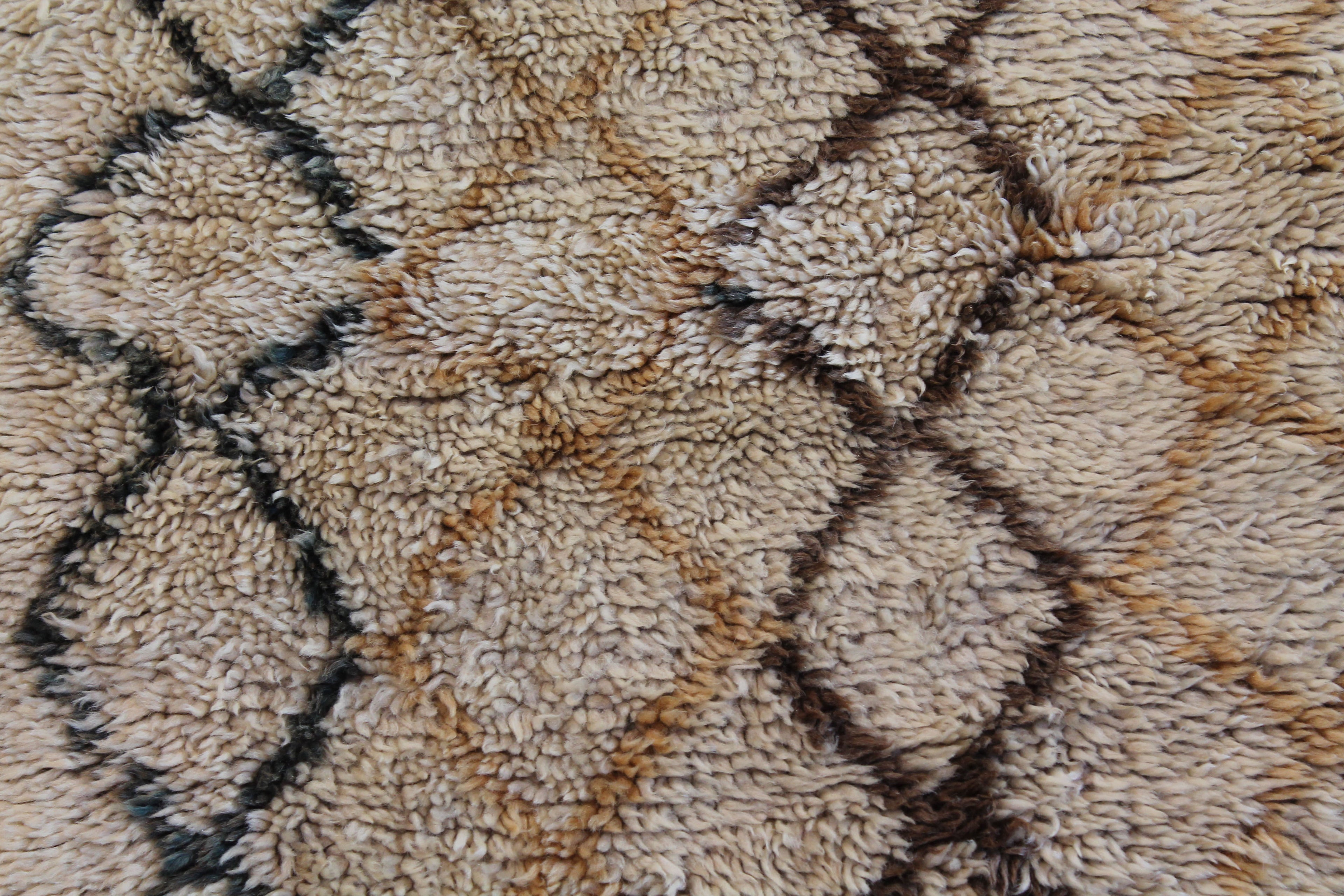1435 Moulouya with Taupe/Brown/Orange/Black Diamonds Pattern