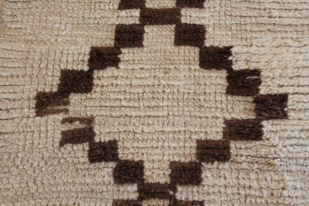 1444 HighAtlas with Taupe/Brown/Green/Blue Lines Pattern (P5)