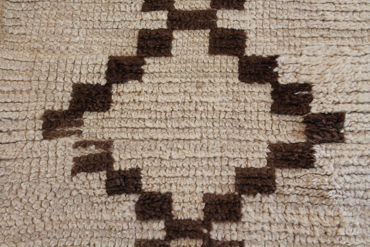 1444 HighAtlas with Taupe/Brown/Green/Blue Lines Pattern (P5)