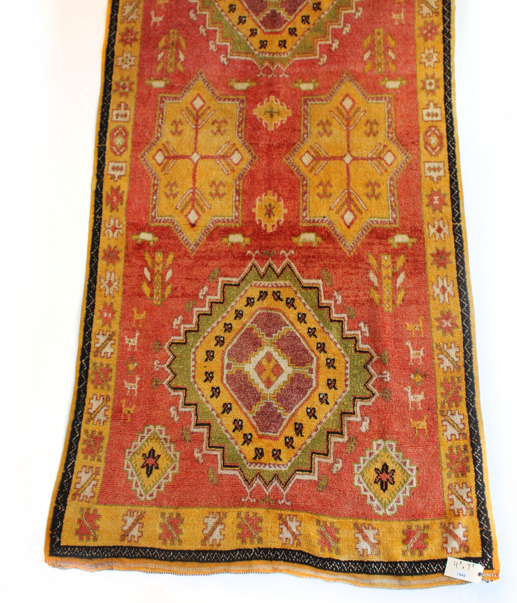 1449 Boujad with Red/Blue/Black/Yellow/Tan Diamonds and Checkerboards Pattern (P20)