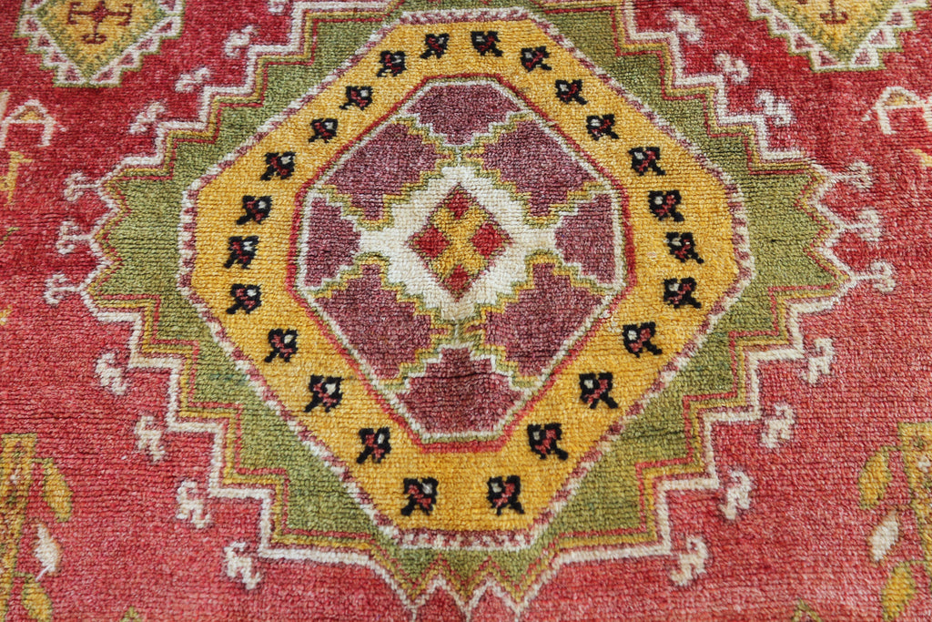 1449 Boujad with Red/Blue/Black/Yellow/Tan Diamonds and Checkerboards Pattern (P20)