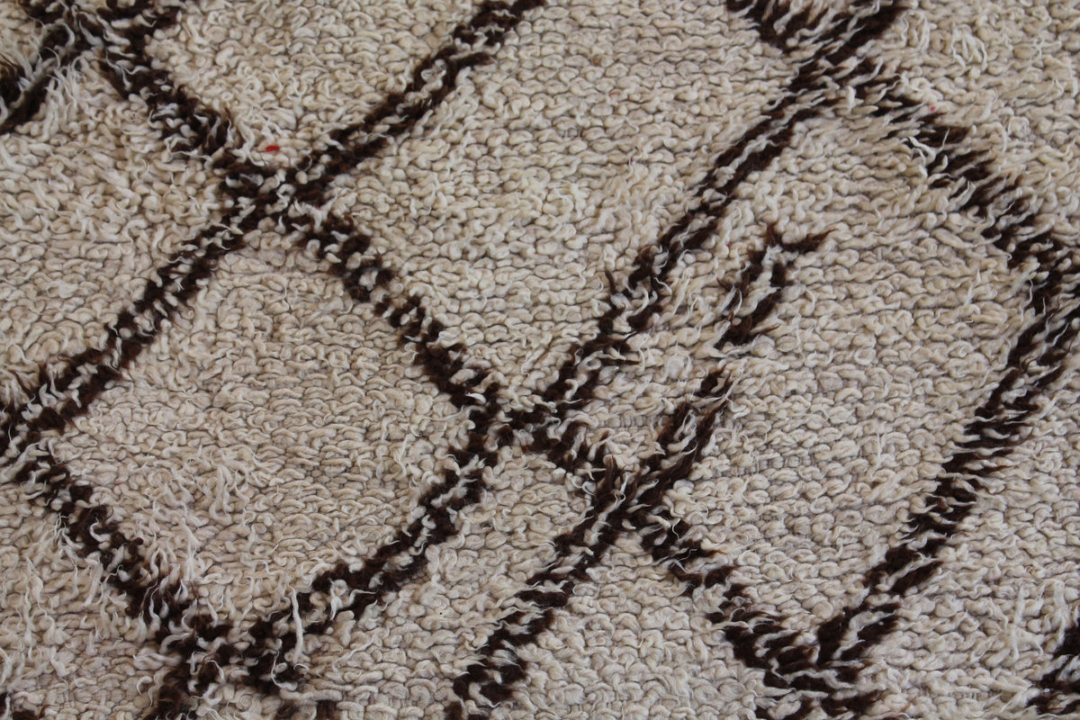 1453 Open East with Taupe/Yellow Diamonds Pattern  (P3)