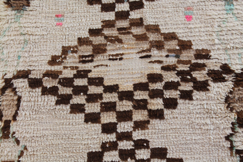 1489 HighAtlas with Taupe/Brown Diamonds Pattern