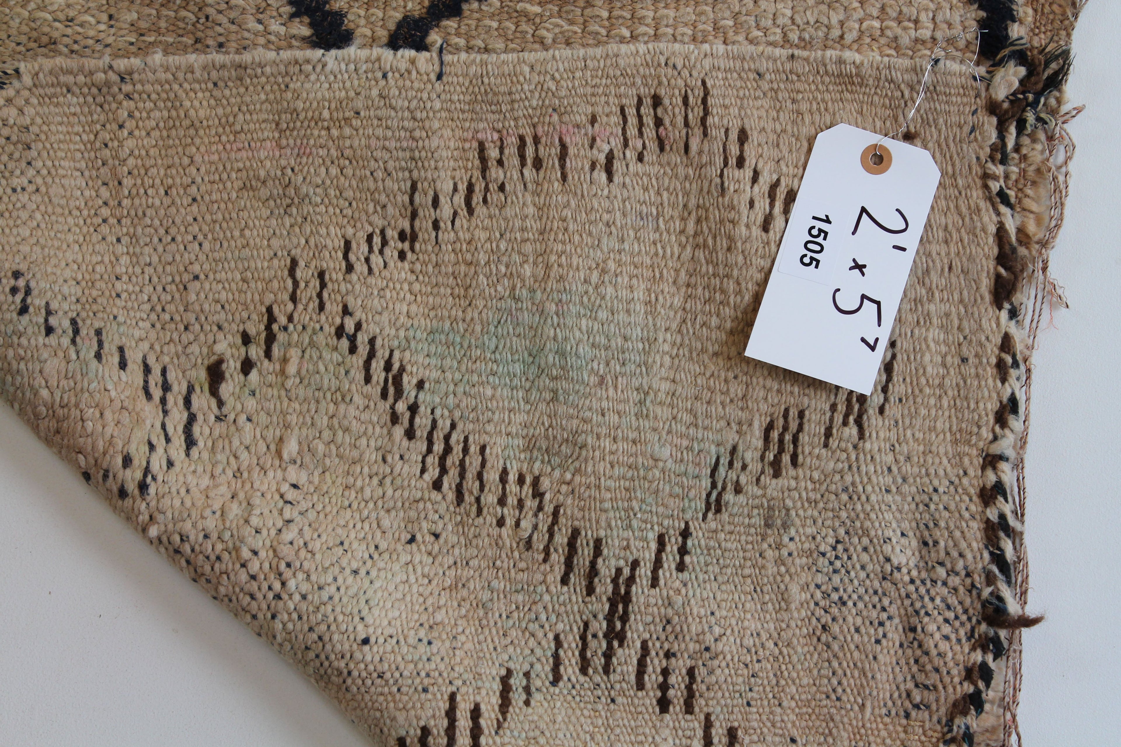 1505 Moulouya with Taupe/Yellow/Purple Diamonds and Zig-Zags Pattern