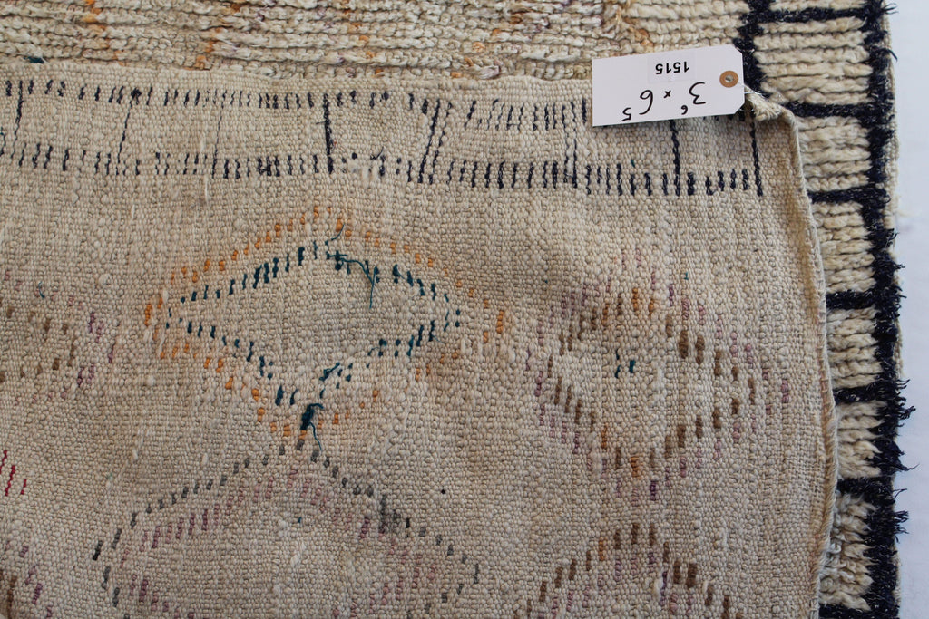1515 Moulouya with Taupe/Light/DarkBrown Diamonds Pattern