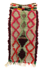 Load image into Gallery viewer, 1037 Moulouya with cream w pink/red/light green diamonds and purple border Pattern