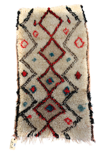 1025 HighAtlas with white red/brown diamonds w turquoise spots Pattern