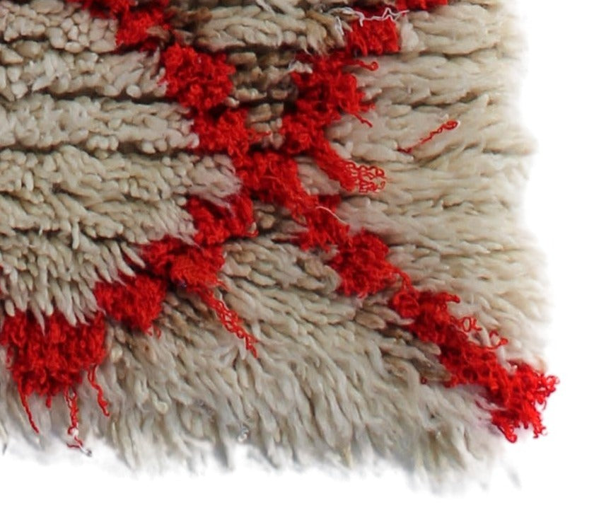 1002 HighAtlas with Cream/Red Diamonds Pattern