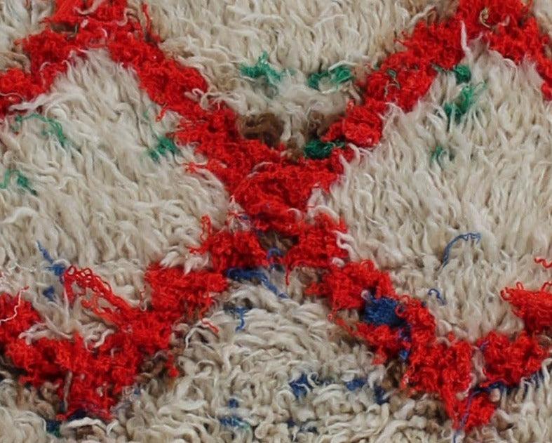 1002 HighAtlas with Cream/Red Diamonds Pattern