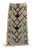 1098 Moulouya with Taupe/Browm Diamonds and X's Pattern